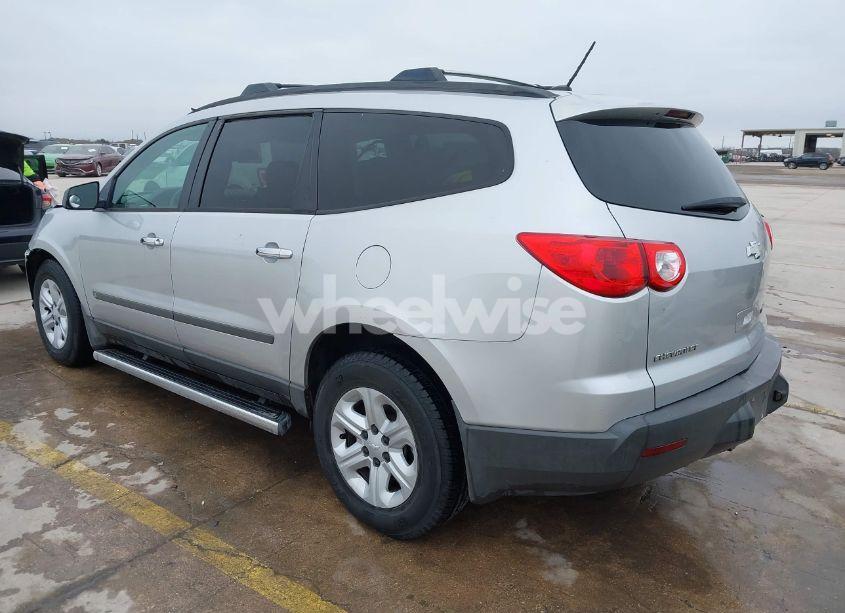 Photo 3 of 2009 Chevrolet Traverse LS (VIN 1GNER13D69S110463)