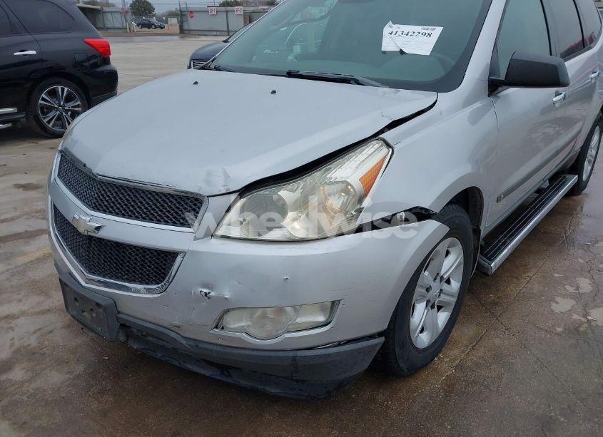 Photo 6 of 2009 Chevrolet Traverse LS (VIN 1GNER13D69S110463)