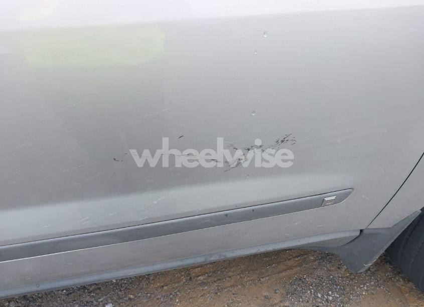 Photo 12 of 2009 Chevrolet Traverse LS (VIN 1GNER13DX9S142543)