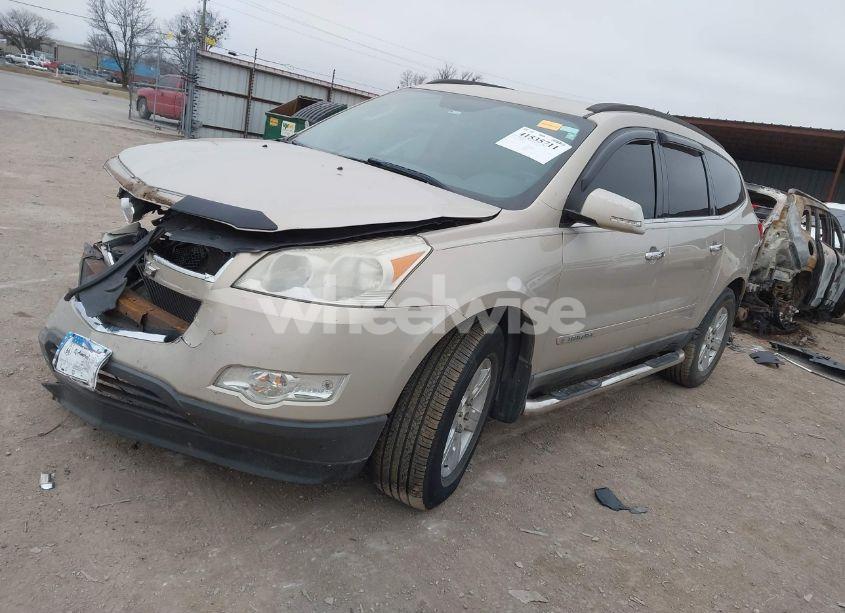 Photo 2 of 2009 Chevrolet Traverse LT (VIN 1GNER23D09S152939)