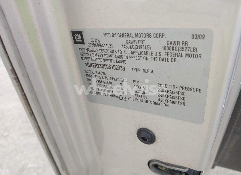 Photo 9 of 2009 Chevrolet Traverse LT (VIN 1GNER23D09S152939)