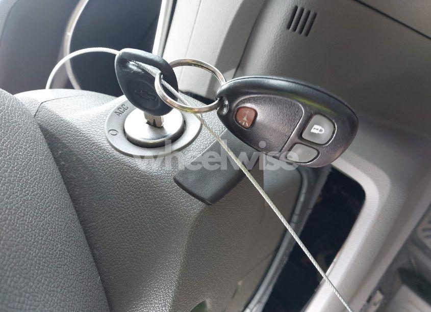 Photo 11 of 2009 Chevrolet Traverse LT (VIN 1GNER23D09S168266)