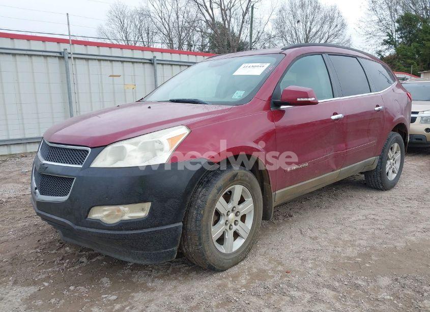 Photo 2 of 2009 Chevrolet Traverse LT (VIN 1GNER23D09S168266)