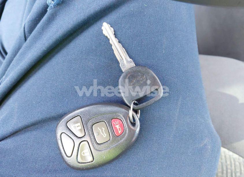 Photo 11 of 2009 Chevrolet Traverse LT (VIN 1GNER23D19S100297)