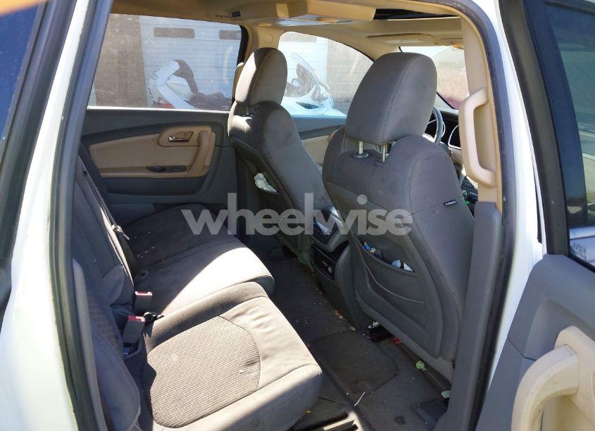 Photo 8 of 2009 Chevrolet Traverse LT (VIN 1GNER23D19S100297)