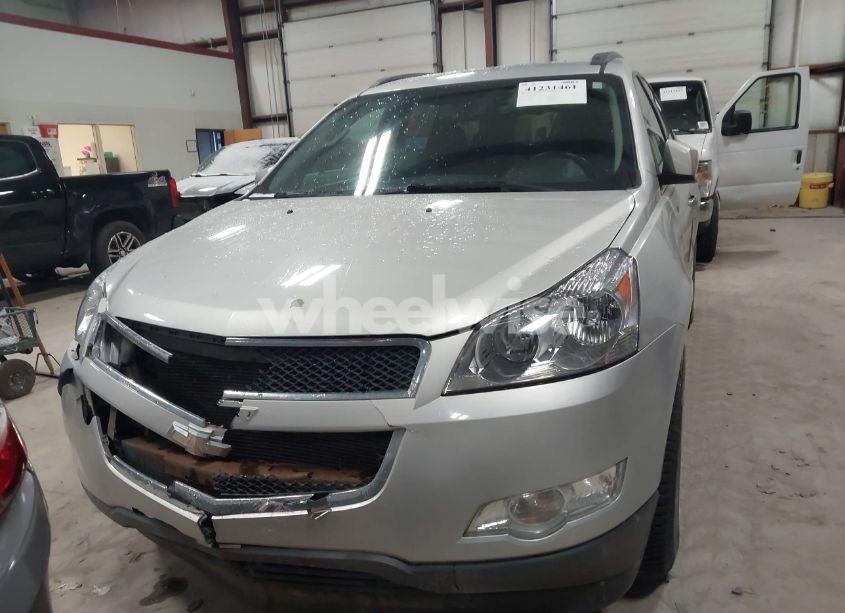 Photo 12 of 2009 Chevrolet Traverse LT (VIN 1GNER23D19S101174)