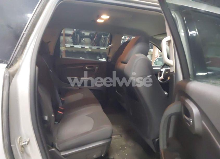 Photo 8 of 2009 Chevrolet Traverse LT (VIN 1GNER23D19S101174)