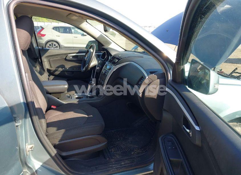 Photo 5 of 2009 Chevrolet Traverse LT (VIN 1GNER23D19S170446)