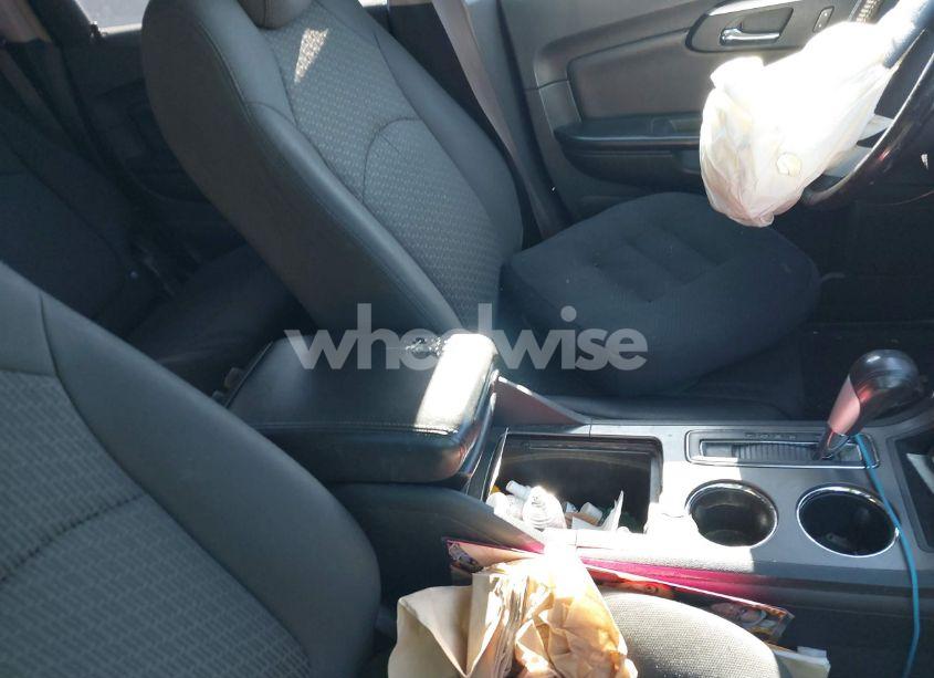 Photo 5 of 2009 Chevrolet Traverse LT (VIN 1GNER23D19S177655)