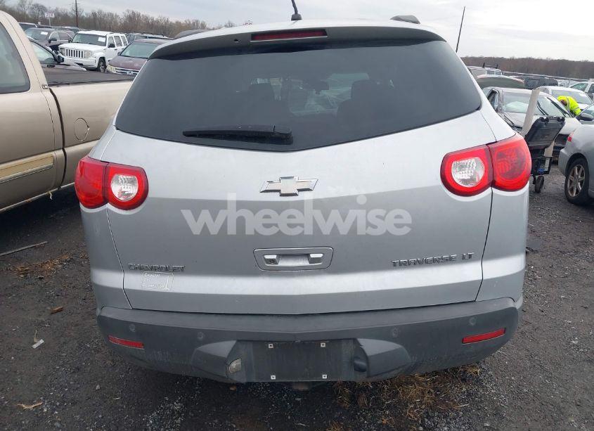 Photo 16 of 2009 Chevrolet Traverse LT (VIN 1GNER23D39S143216)