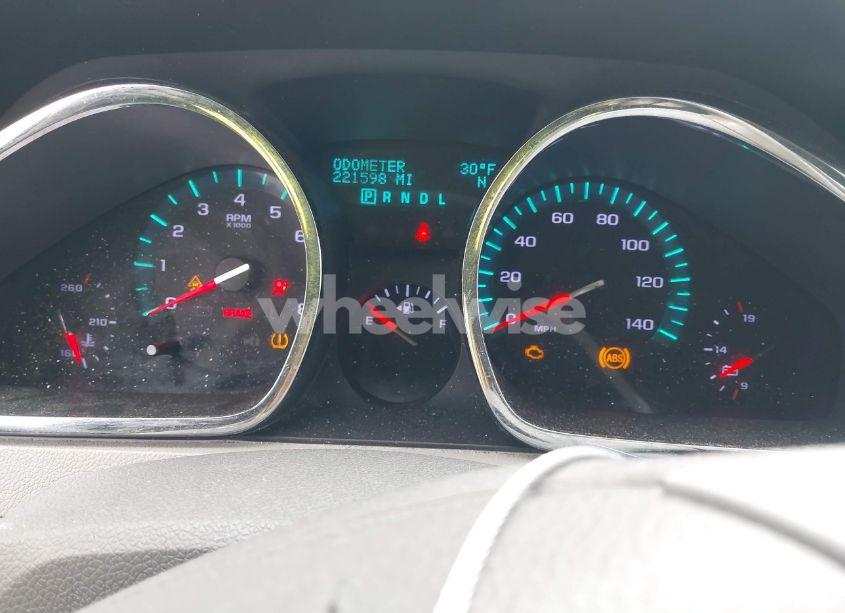 Photo 7 of 2009 Chevrolet Traverse LT (VIN 1GNER23D39S143216)