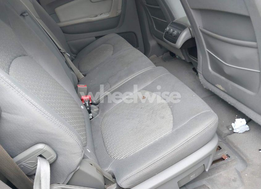 Photo 8 of 2009 Chevrolet Traverse LT (VIN 1GNER23D39S143216)