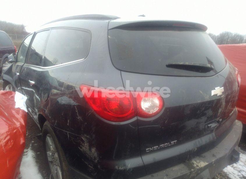 Photo 3 of 2009 Chevrolet Traverse LT (VIN 1GNER23D49S136713)