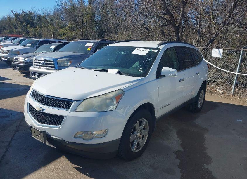 Photo 2 of 2009 Chevrolet Traverse LT (VIN 1GNER23D59S120276)