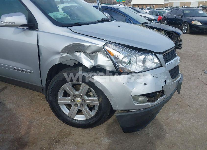 Photo 6 of 2009 Chevrolet Traverse LT (VIN 1GNER23D59S156176)