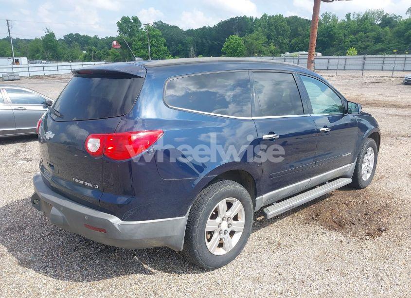 Photo 4 of 2009 Chevrolet Traverse LT (VIN 1GNER23D79S171424)