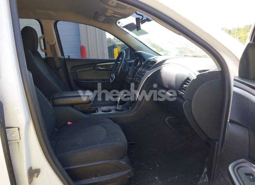 Photo 5 of 2009 Chevrolet Traverse LT (VIN 1GNER23D79S181306)