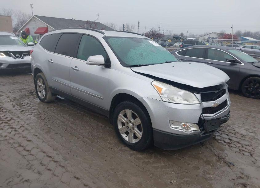2009 Chevrolet Traverse LT (VIN 1GNER23D99S105179) main photo