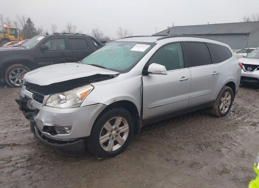 Photo 2 of 2009 Chevrolet Traverse LT (VIN 1GNER23D99S105179)