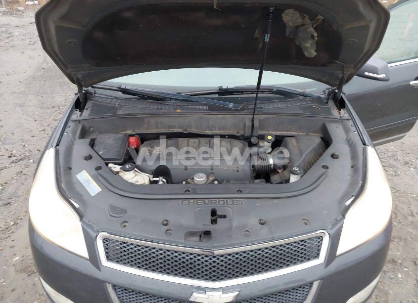 Photo 10 of 2009 Chevrolet Traverse LT (VIN 1GNER23DX9S120886)