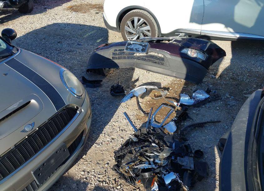 Photo 12 of 2009 Chevrolet Traverse LT (VIN 1GNER23DX9S137073)