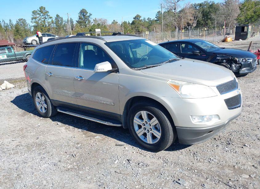 2009 Chevrolet Traverse LT (VIN 1GNER23DX9S140958) main photo