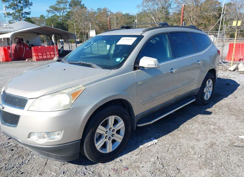 Photo 6 of 2009 Chevrolet Traverse LT (VIN 1GNER23DX9S140958)