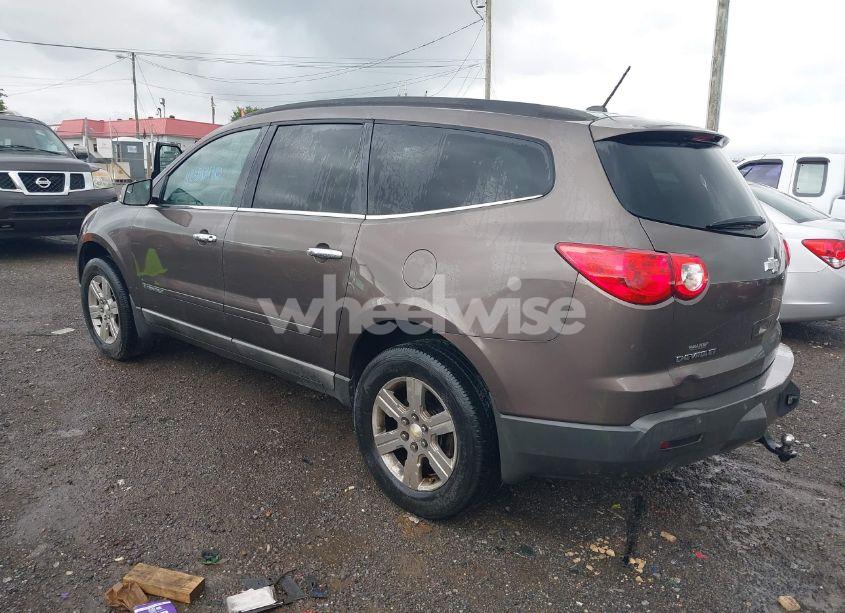 Photo 3 of 2009 Chevrolet Traverse LT (VIN 1GNER23DX9S159994)