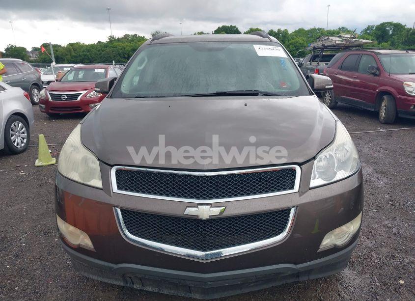 Photo 6 of 2009 Chevrolet Traverse LT (VIN 1GNER23DX9S159994)