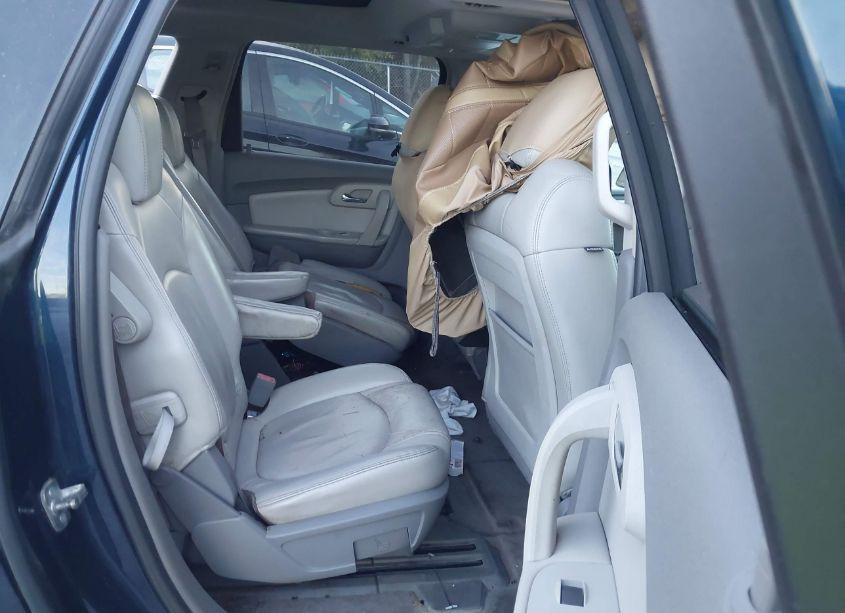 Photo 8 of 2009 Chevrolet Traverse LT (VIN 1GNER23DX9S173345)