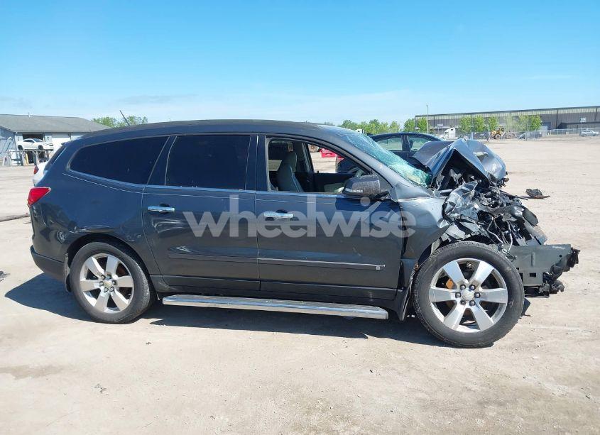 Photo 13 of 2009 Chevrolet Traverse LTZ (VIN 1GNER33D29S116319)