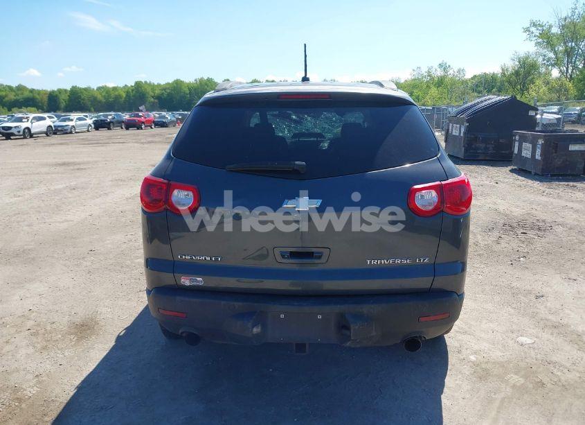 Photo 16 of 2009 Chevrolet Traverse LTZ (VIN 1GNER33D29S116319)
