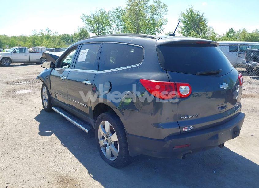 Photo 3 of 2009 Chevrolet Traverse LTZ (VIN 1GNER33D29S116319)