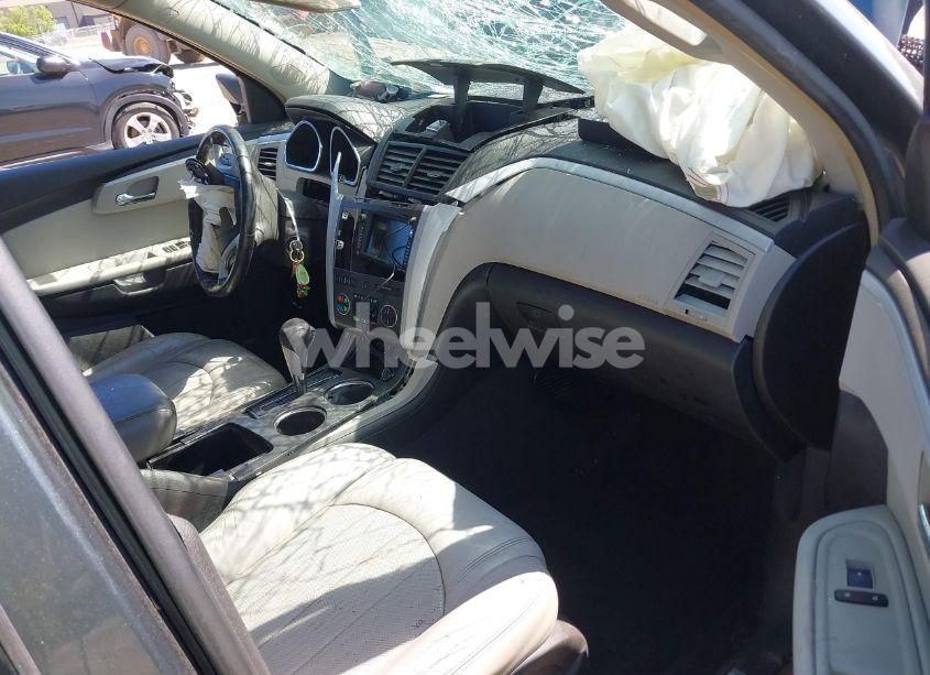 Photo 5 of 2009 Chevrolet Traverse LTZ (VIN 1GNER33D29S116319)