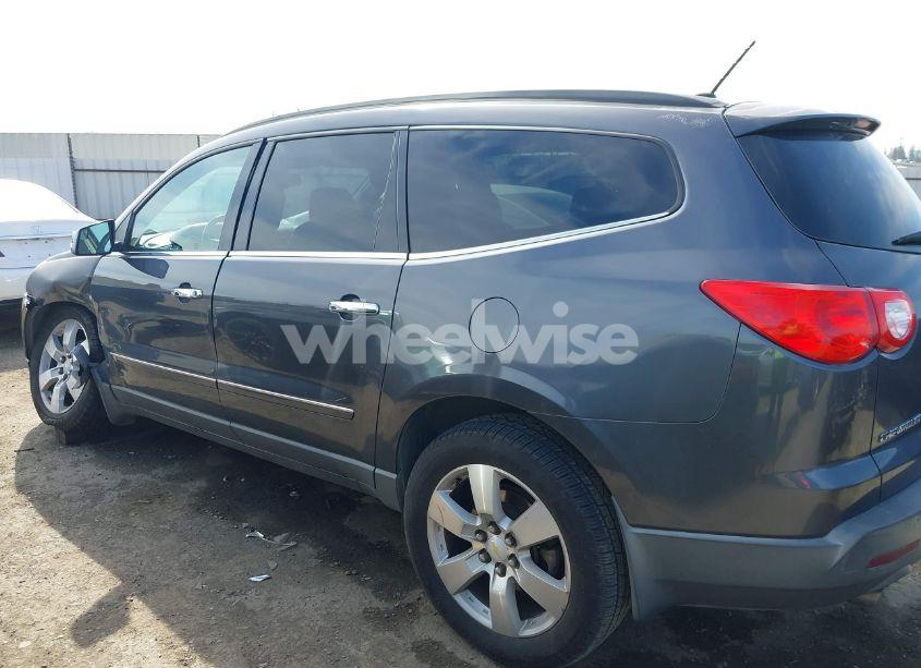 Photo 14 of 2009 Chevrolet Traverse LTZ (VIN 1GNER33D59S109901)