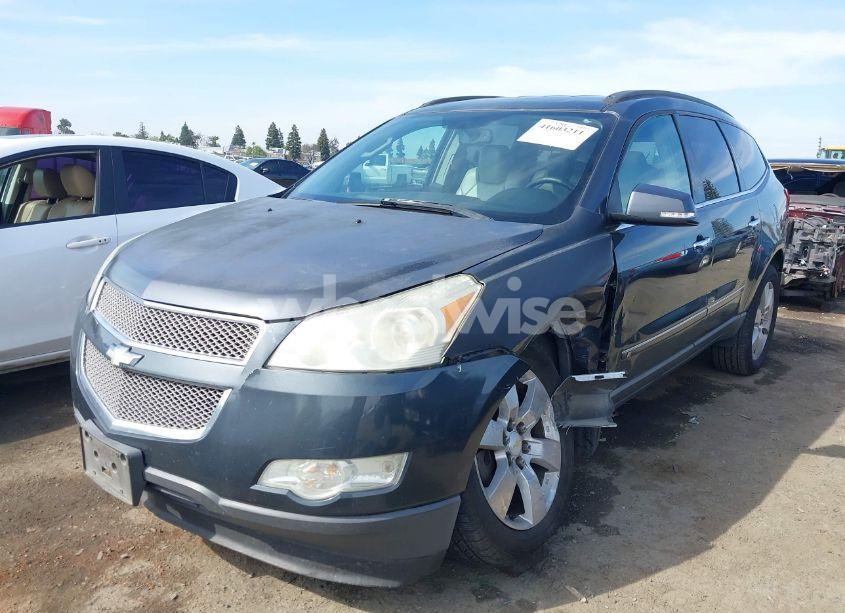 Photo 2 of 2009 Chevrolet Traverse LTZ (VIN 1GNER33D59S109901)