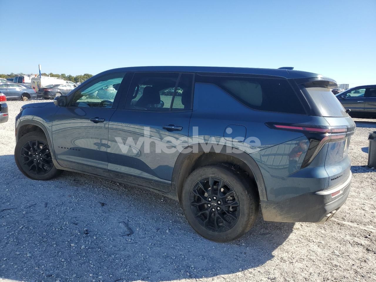 Photo 2 of 2024 CHEVROLET TRAVERSE LS (VIN 1GNEREKS5RJ225486)