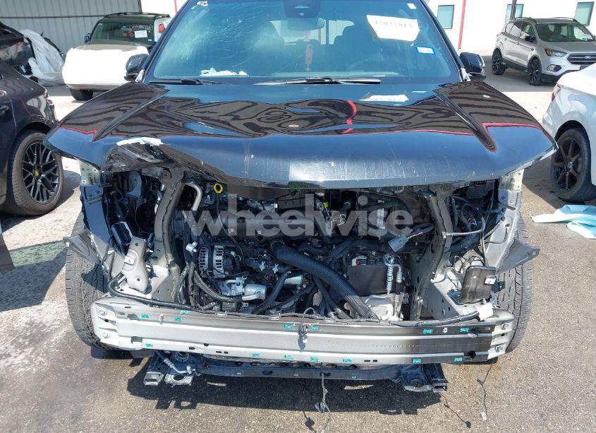 Photo 6 of 2024 Chevrolet Traverse FWD LS (VIN 1GNEREKS7RJ193074)