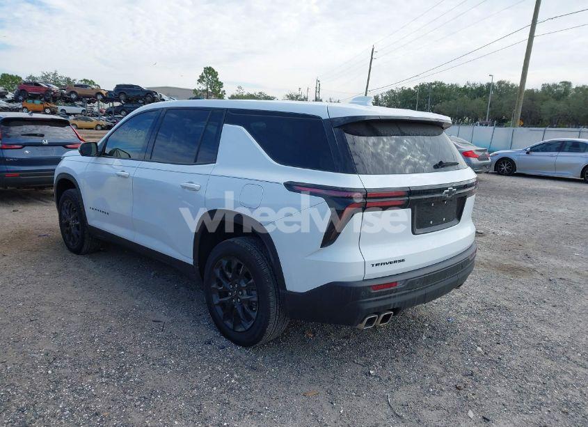Photo 3 of 2024 Chevrolet Traverse FWD LS (VIN 1GNEREKSXRJ175524)