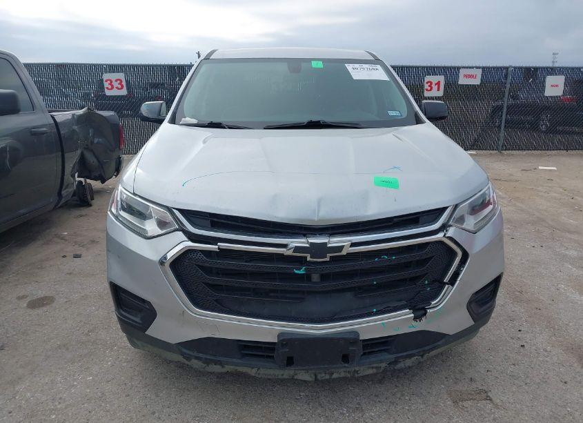 Photo 6 of 2019 Chevrolet Traverse LS (VIN 1GNERFKW0KJ209100)