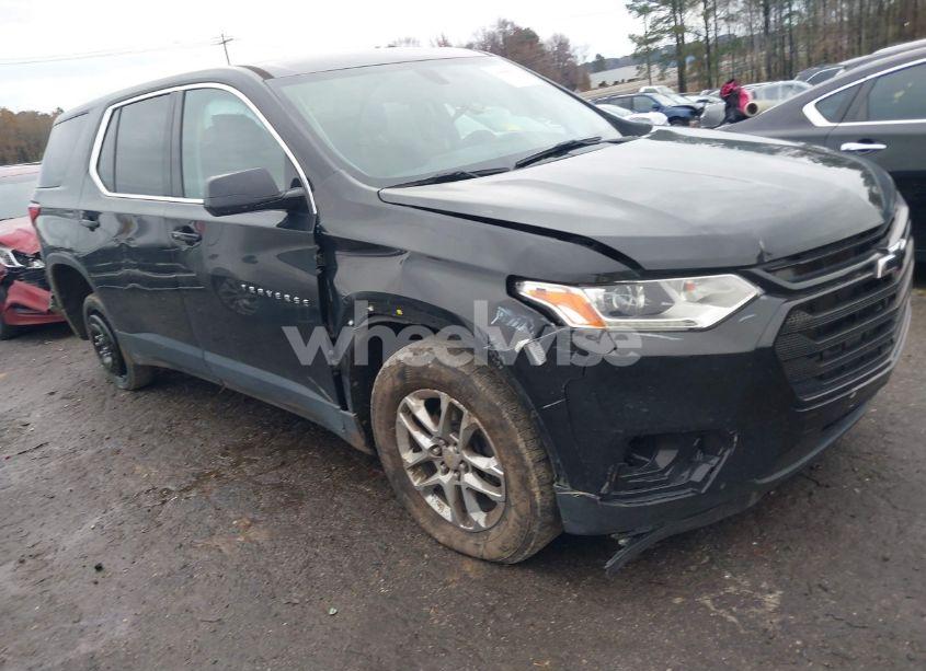 2020 Chevrolet Traverse FWD LS (VIN 1GNERFKW0LJ109421) main photo
