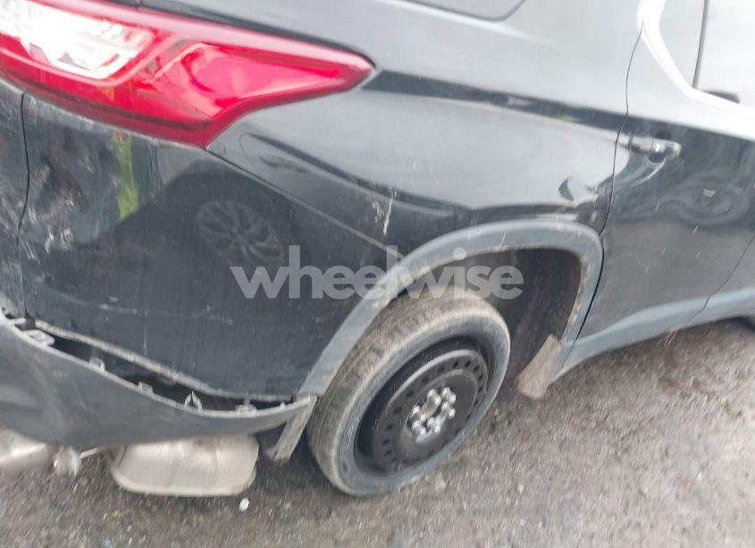 Photo 20 of 2020 Chevrolet Traverse FWD LS (VIN 1GNERFKW0LJ109421)