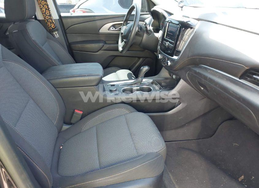 Photo 5 of 2020 Chevrolet Traverse FWD LS (VIN 1GNERFKW0LJ172972)