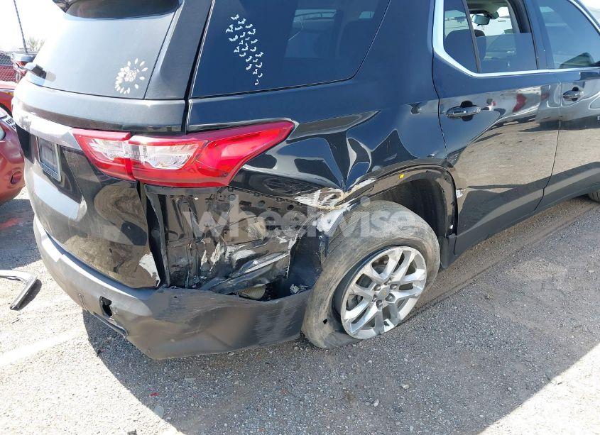 Photo 6 of 2020 Chevrolet Traverse FWD LS (VIN 1GNERFKW0LJ172972)