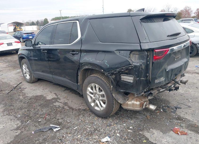 Photo 3 of 2021 Chevrolet Traverse FWD LS (VIN 1GNERFKW0MJ109548)