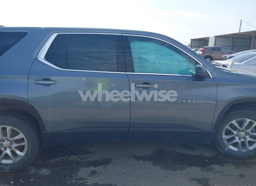 Photo 13 of 2021 Chevrolet Traverse FWD LS (VIN 1GNERFKW0MJ158961)