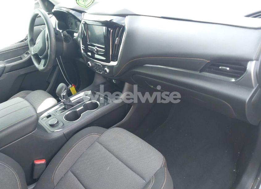 Photo 5 of 2021 Chevrolet Traverse FWD LS (VIN 1GNERFKW0MJ158961)