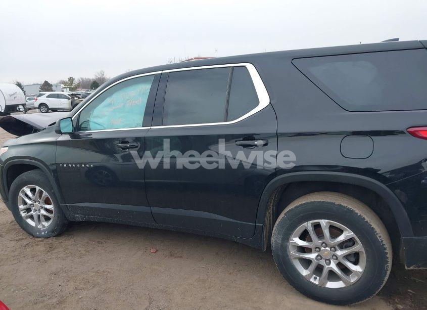 Photo 14 of 2021 Chevrolet Traverse FWD LS (VIN 1GNERFKW0MJ168602)