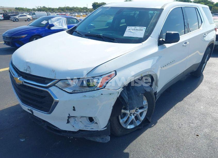 Photo 6 of 2021 Chevrolet Traverse FWD LS (VIN 1GNERFKW0MJ240592)