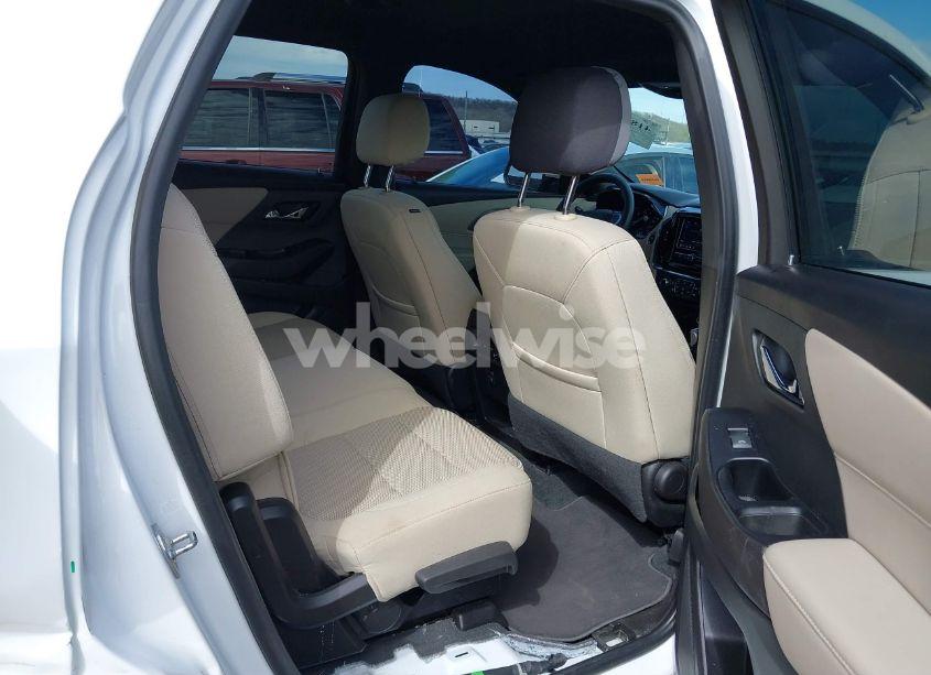 Photo 8 of 2023 Chevrolet Traverse FWD LS (VIN 1GNERFKW0PJ311620)
